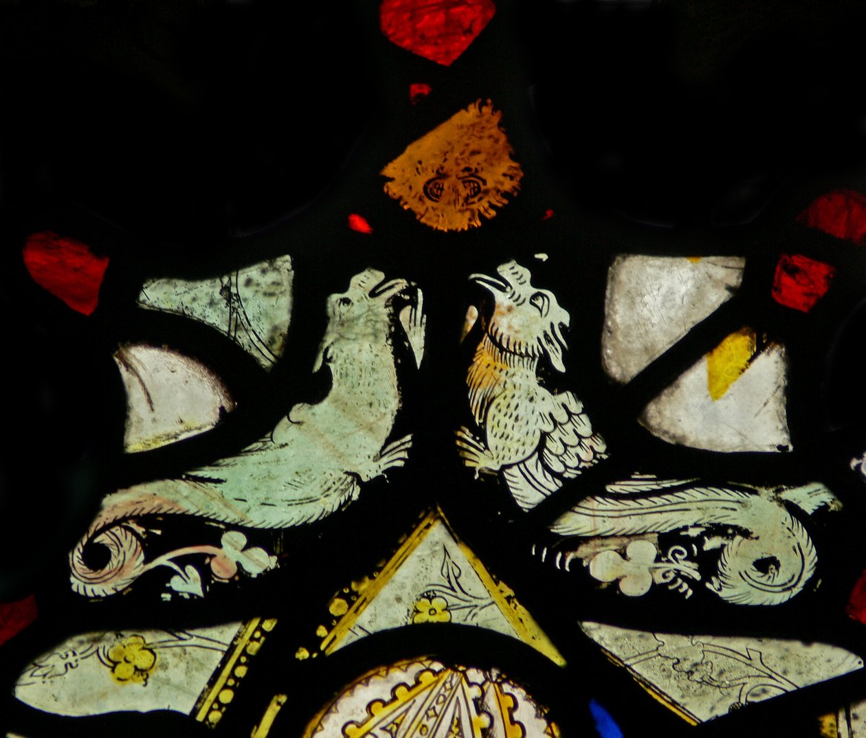 Fenster NaEw, Darstellung von Drachen - 2 von English School