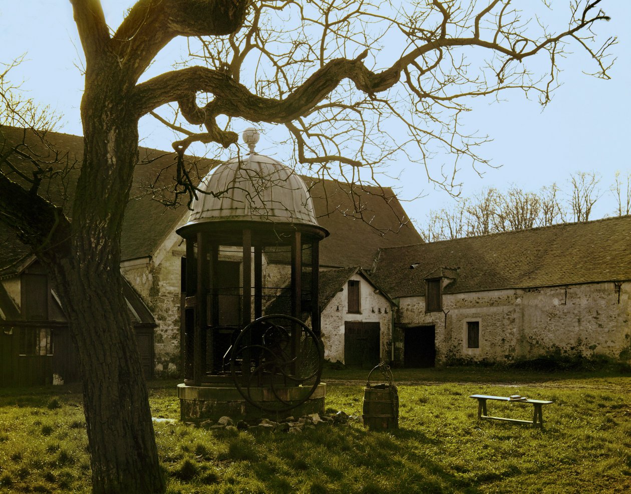 Hof von Les Granges, Port Royal Des Champs, Frankreich von Erich Lessing