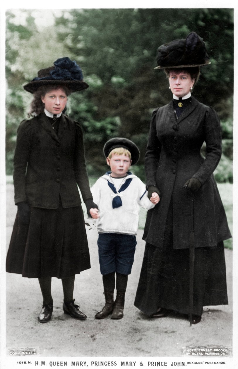 Königin Mary, Prinzessin Mary und Prinz John, 1910er Jahre von Ernest Brooks