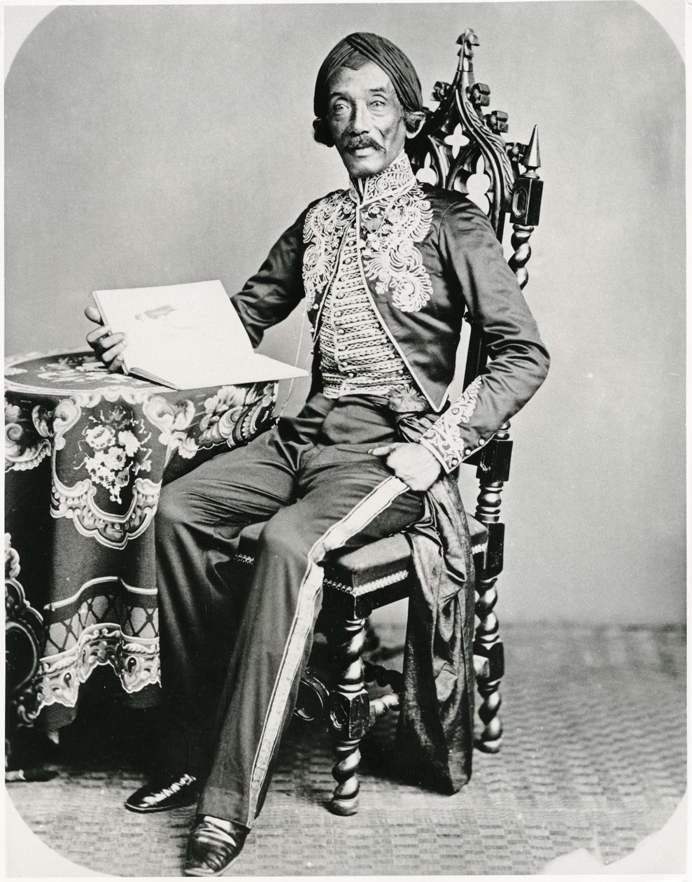 Porträt von Raden Saleh, 1872 von European Photographer