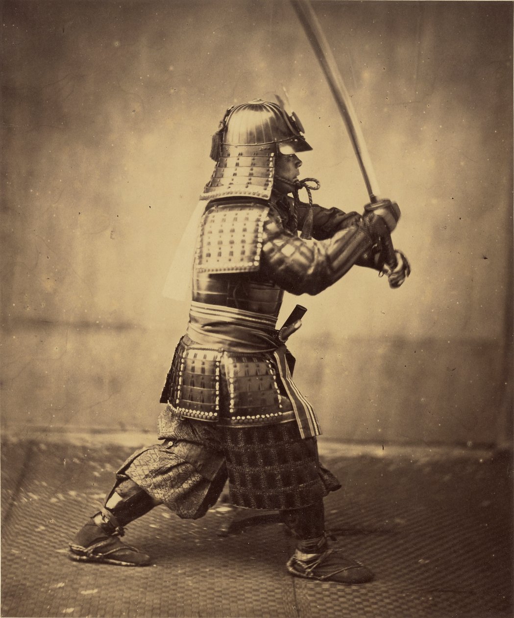 Japanischer Krieger in Rüstung, 1865-7 von Felice Beato