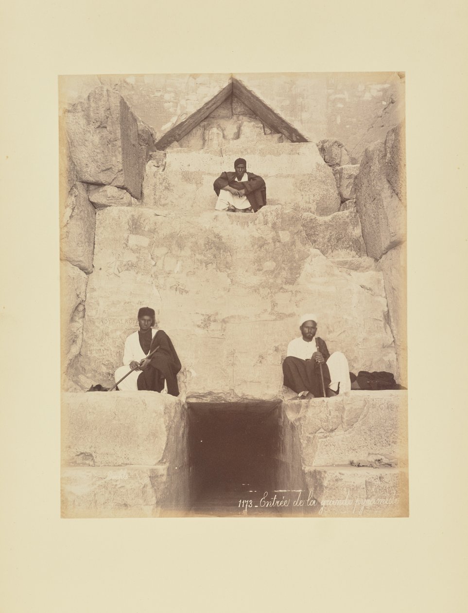 Eingang zur großen Pyramide von Félix Bonfils