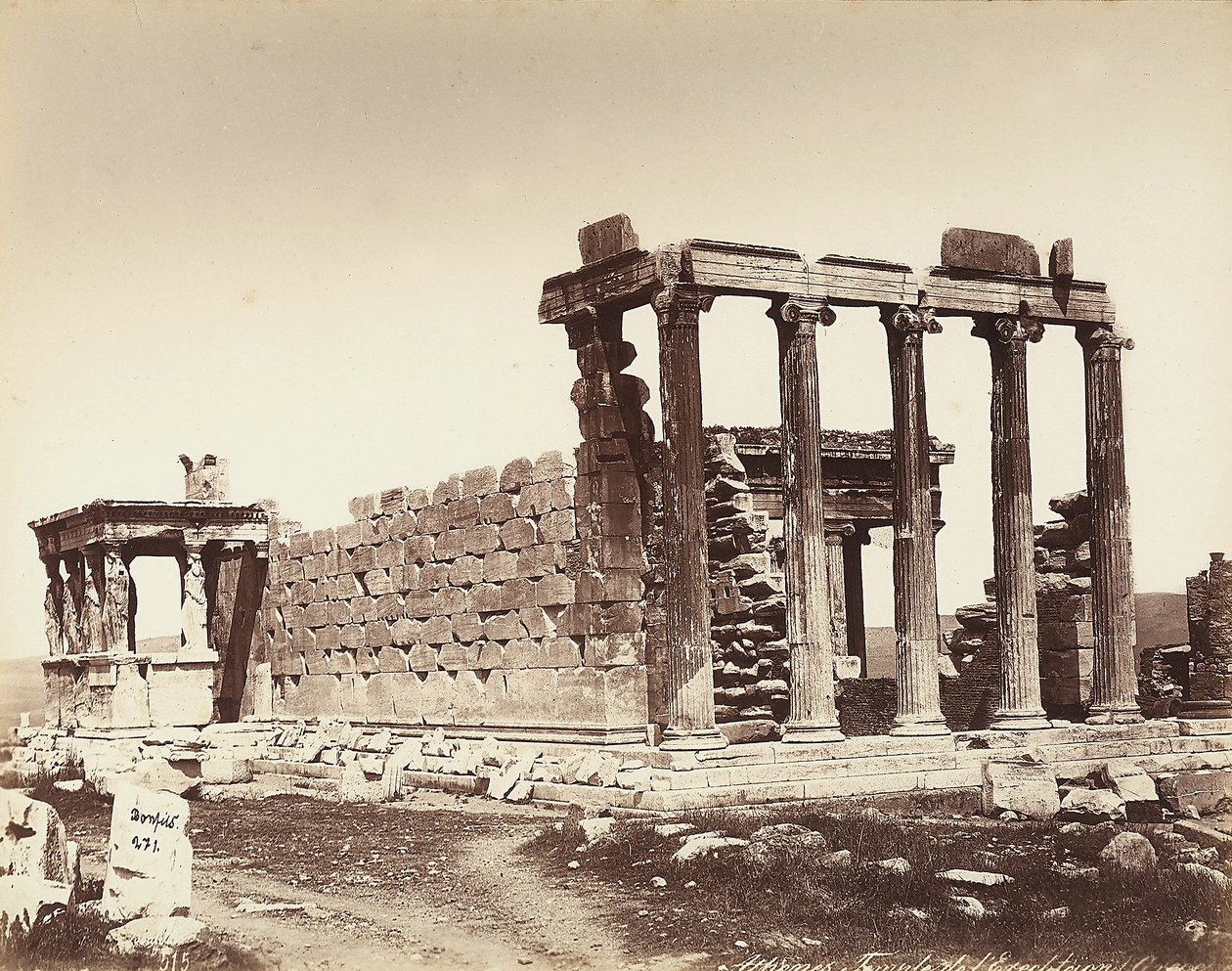 Der Tempel des Erechtheion auf der Akropolis in Athen von Félix Bonfils