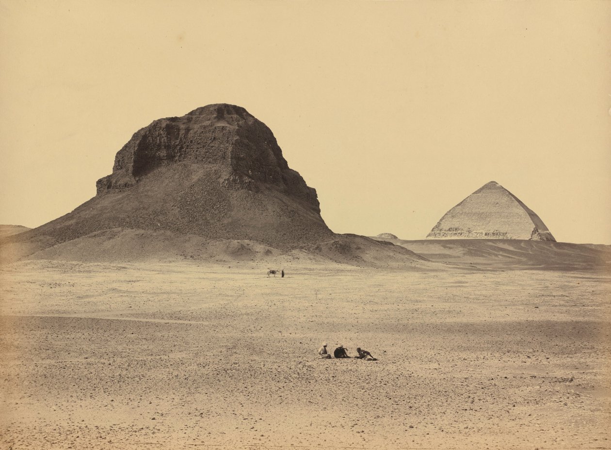 Die Pyramiden von Dahshoor von Osten von Francis Frith