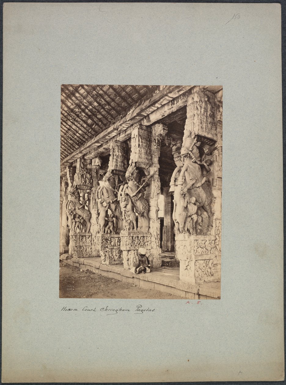 Trichinopoly Pferdehof von Francis Frith and Co.