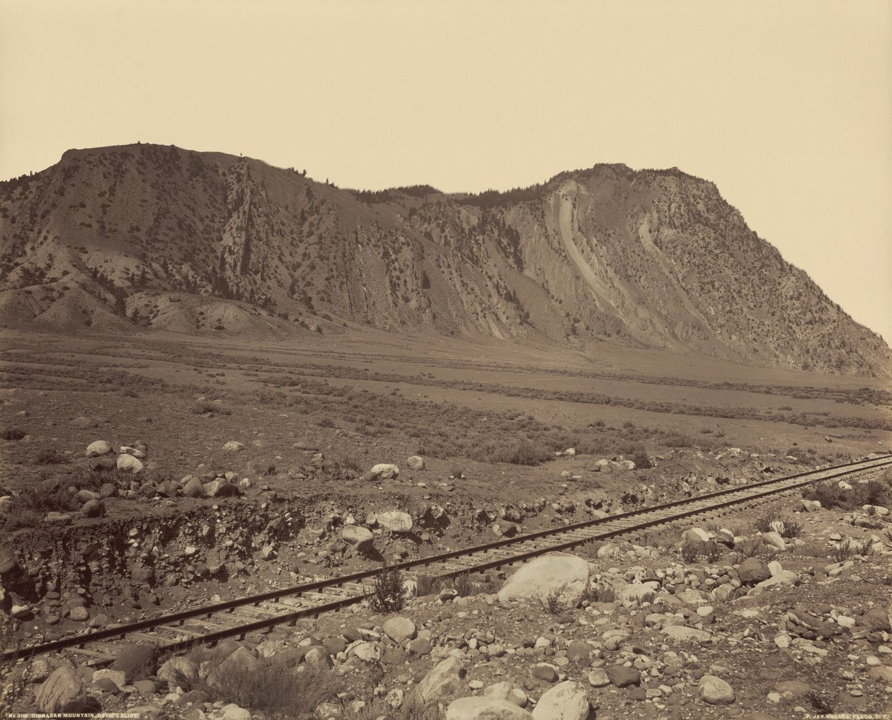 Cinnabar Mountain und Devil