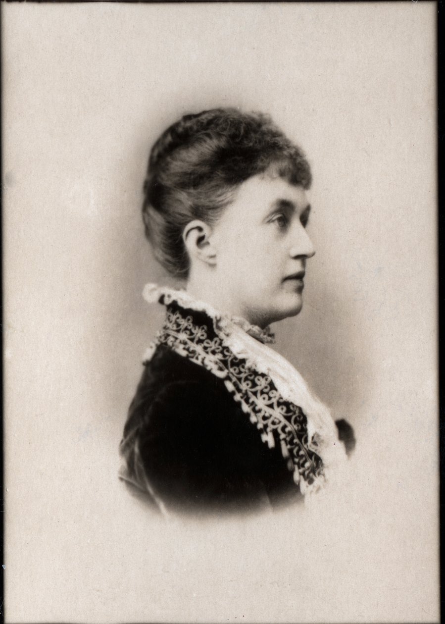 Porträt von Prinzessin Adelheid Marie von Anhalt Dessau (1833-1916), Großherzogin von Luxemburg von French Photographer