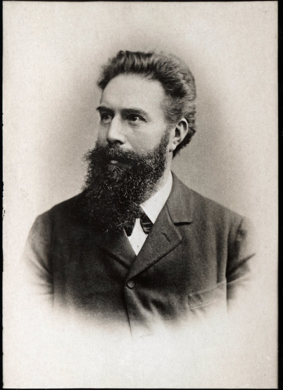 Porträt von Wilhelm Conrad Röntgen (1845-1923), deutscher Physiker von French Photographer