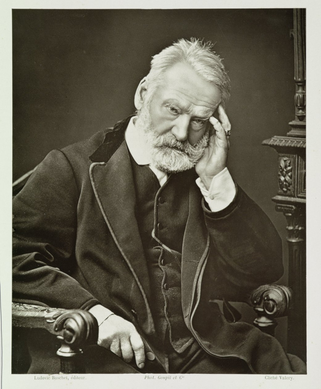 Victor Hugo (1802-85), aus Galerie Contemporaine, ca. 1874-78 von French Photographer