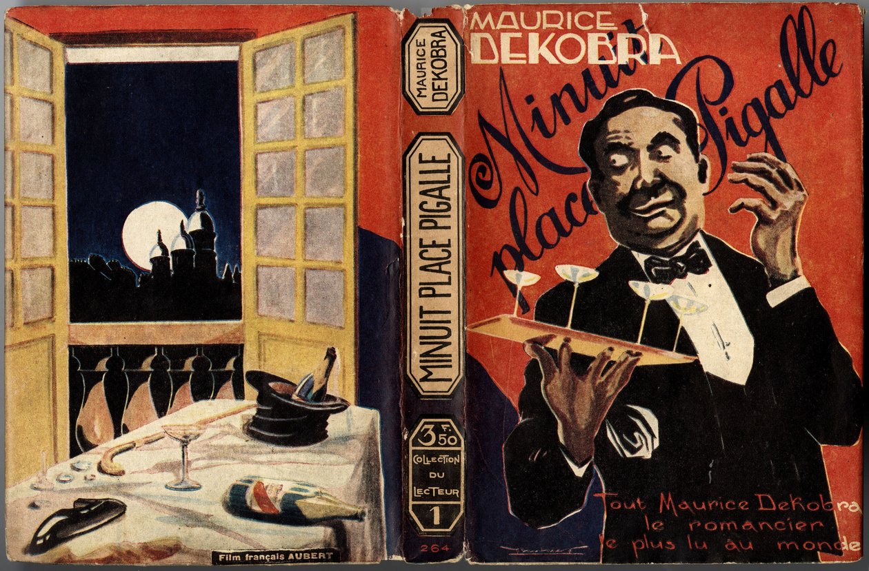 Ein Hotelmeister mit einem Tablett voller Champagnergläser serviert an einem festlichen Tisch, auf dem ein Zylinder als Champagnerkühler sowie eine Pumpe und ein Stock verwendet werden. Die Fenstertür öffnet sich zu einem Vollmondblick auf den Sacré-Cœur ( von French School