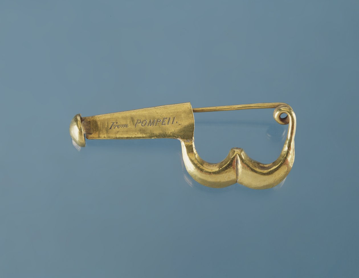 Brosche im pompejanischen Stil, gehörte Caroline Murat (Gold) von French School