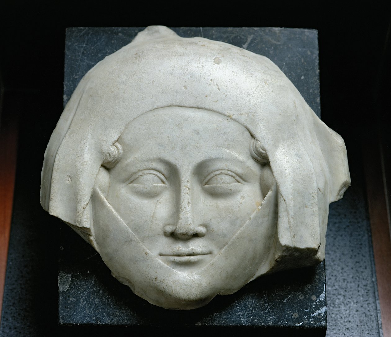 Kopf einer Frauenfigur (Marmor) von French School