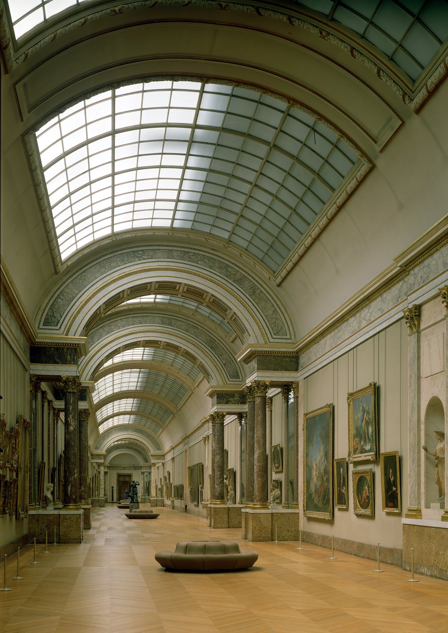 Innenansicht der Grande Galerie, 16.-19. Jahrhundert von French School