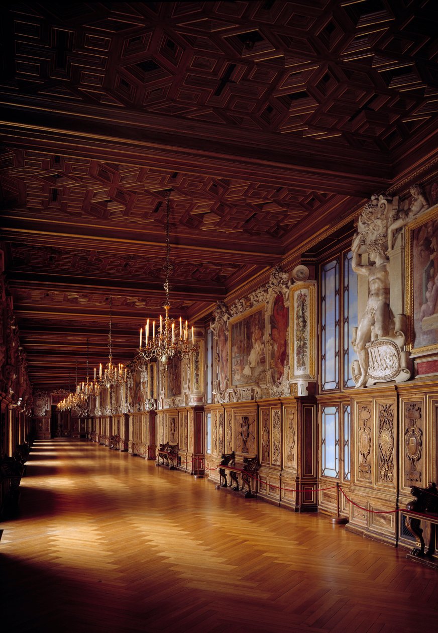Innenansicht der Galerie François I in Fontainebleau von French School