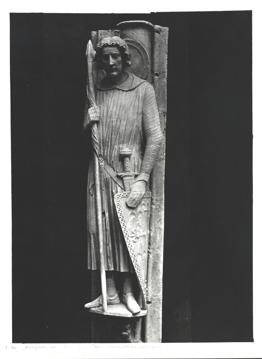 St. Theodor als Ritter gekleidet, Reliefschnitzerei, ca. 1230 von French School