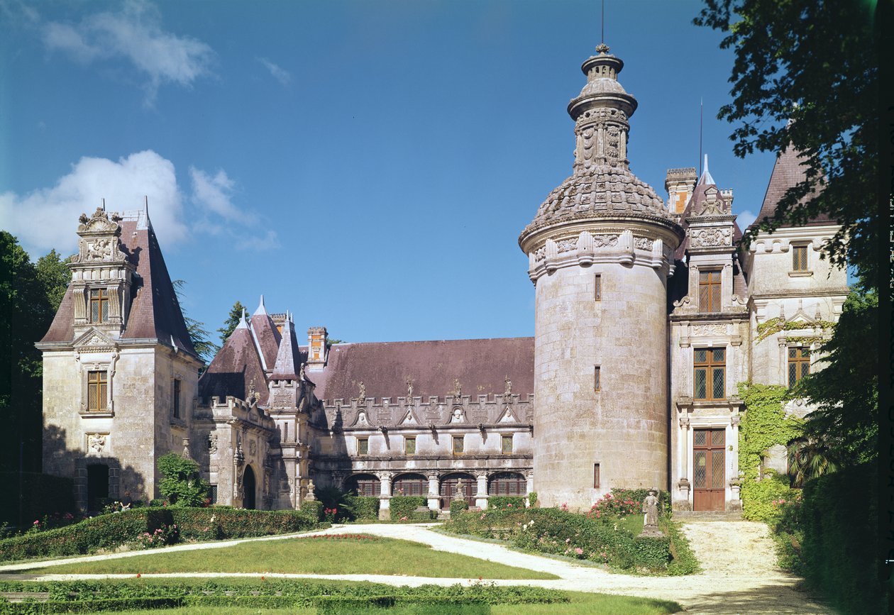 Ansicht des Hofes und des Turms, 1536-48 von French School