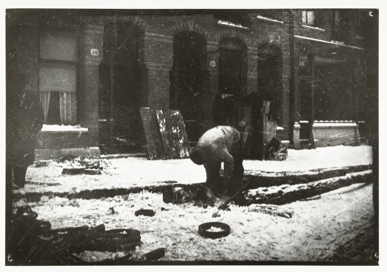 Bauarbeiter bei der Arbeit im Schnee in Amsterdam von George Hendrik Breitner