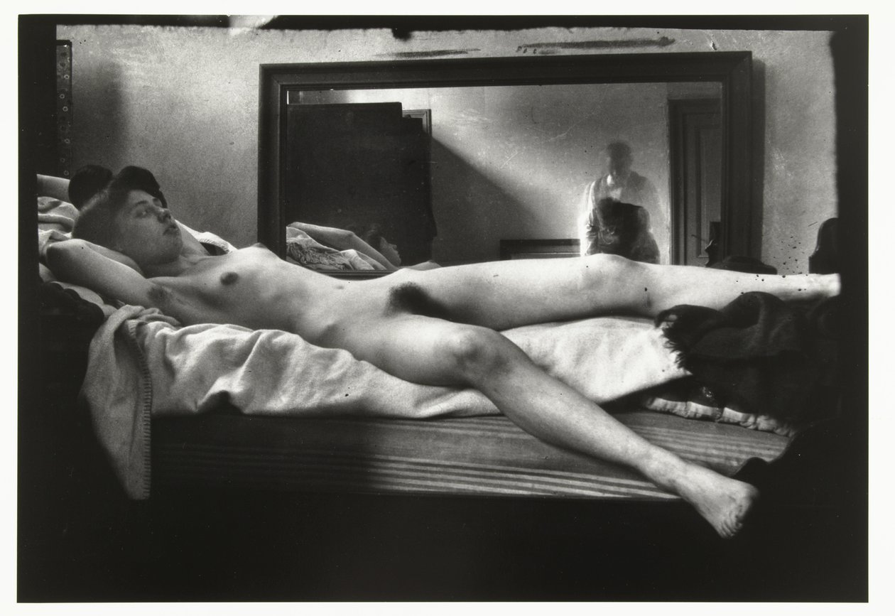 Porträt eines weiblichen Aktes mit dem fotografierenden Breitner im Spiegel von George Hendrik Breitner