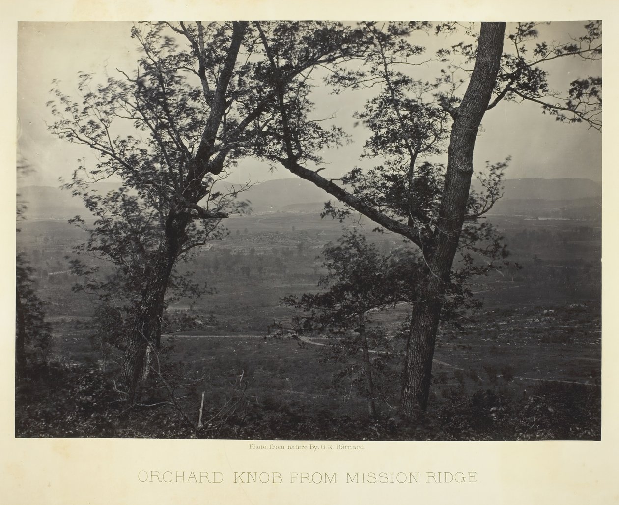 Orchard Knob von Mission Ridge, 1864-66 von George N. Barnard