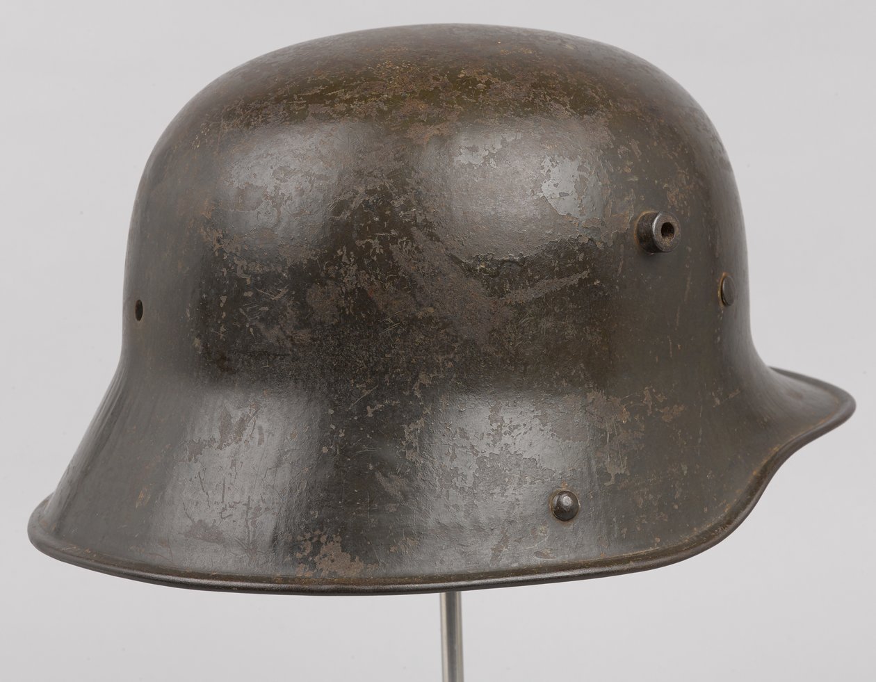 Deutscher Stahlhelm oder Stahlhelm, um 1916 von German School