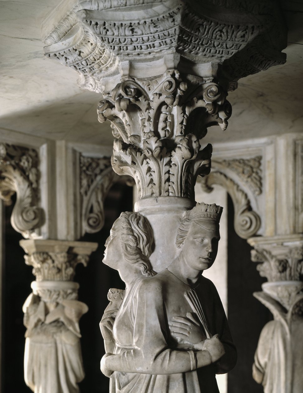 Detail der Skulpturengruppen, die den Stuhl von Giovanni Pisano (1248-1314) tragen: die theologischen Tugenden (Detail) von Giovanni Pisano