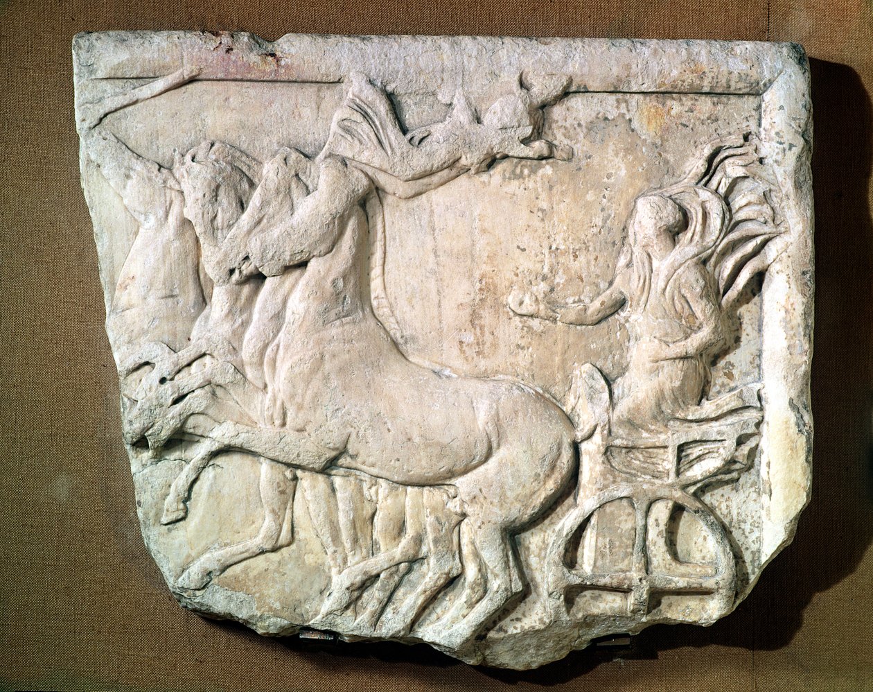 Votivrelief zur Erinnerung an einen Sieg im Viergespannrennen bei den Panathenäischen Spielen (Marmor) von Greek