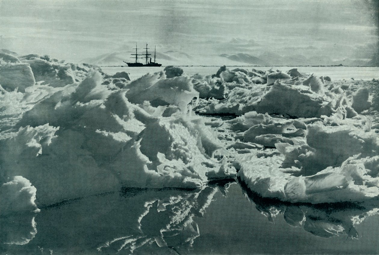 Die Terra Nova im McMurdo-Sund, um 1910-1913, 1913 von Herbert Ponting