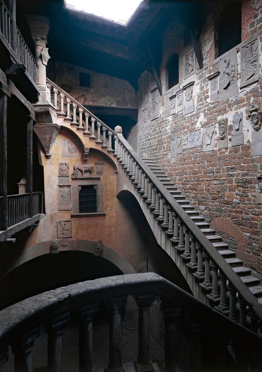 Innenansicht der Burg der Grafen Guidi oder Palazzo Pretorio von Italian School