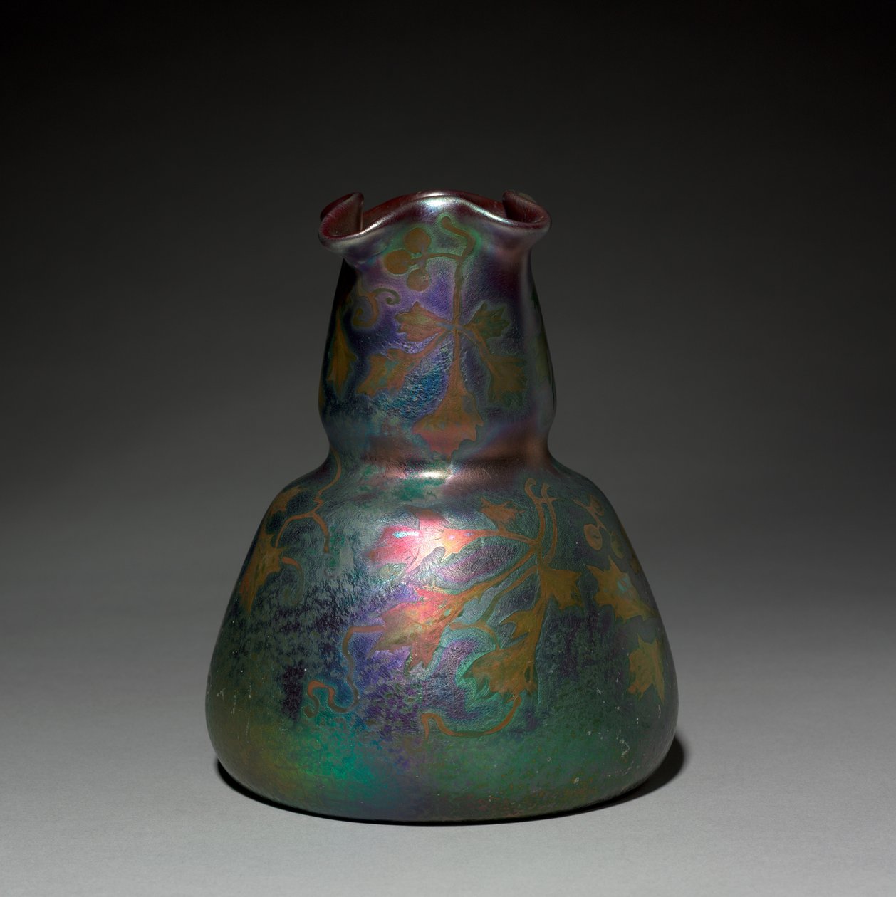 Vase, hergestellt von Weller Pottery, USA, 1901-1907 von Jacques Sicard