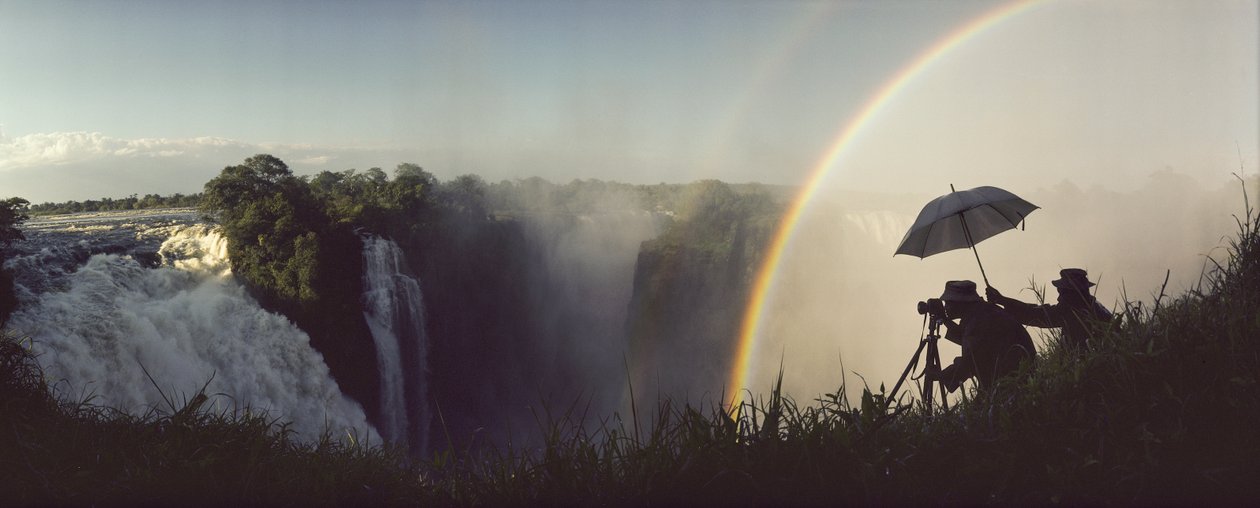 National Geographic Fotograf James Stanfield mit Hilfe seines ...