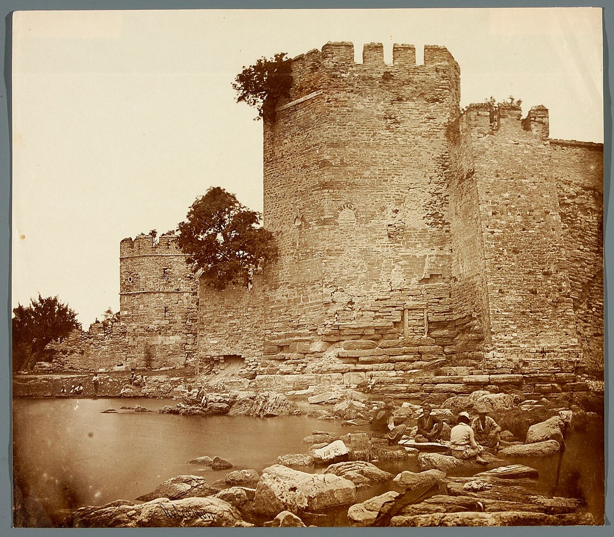 „Die sieben Türme“ [Istanbul. Sieben Türme - Teil der Stadtmauer] von James Robertson