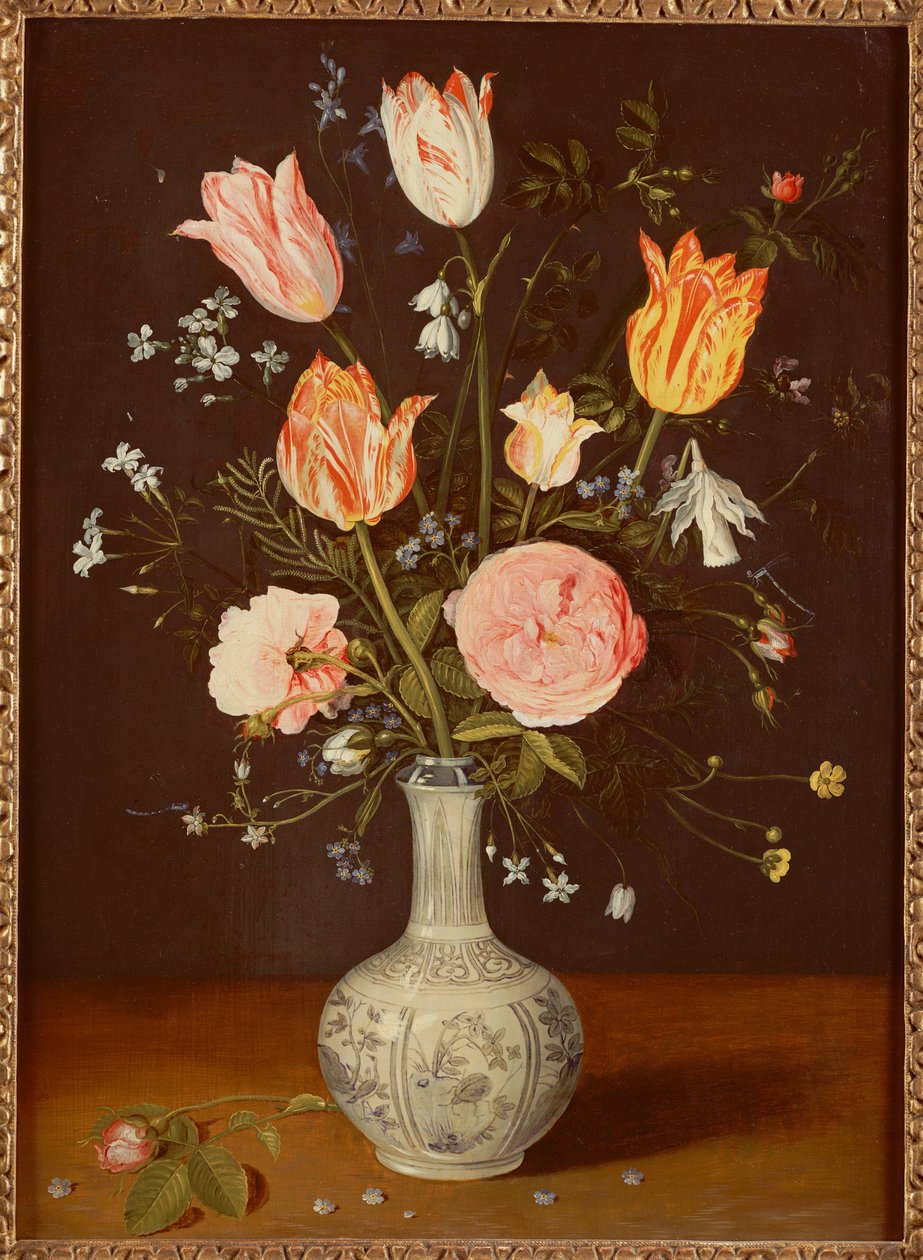 Tulpen, Rosen, Vergissmeinnicht und andere Blumen in einer späten Ming-Blau-Weiß-Vase von Jan Brueghel the Elder
