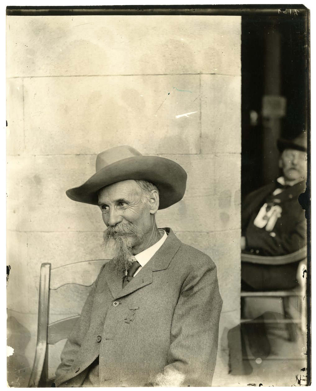 Mann mit Hut, Medaille, ca. 1905-40 von Jessie Tarbox Beals