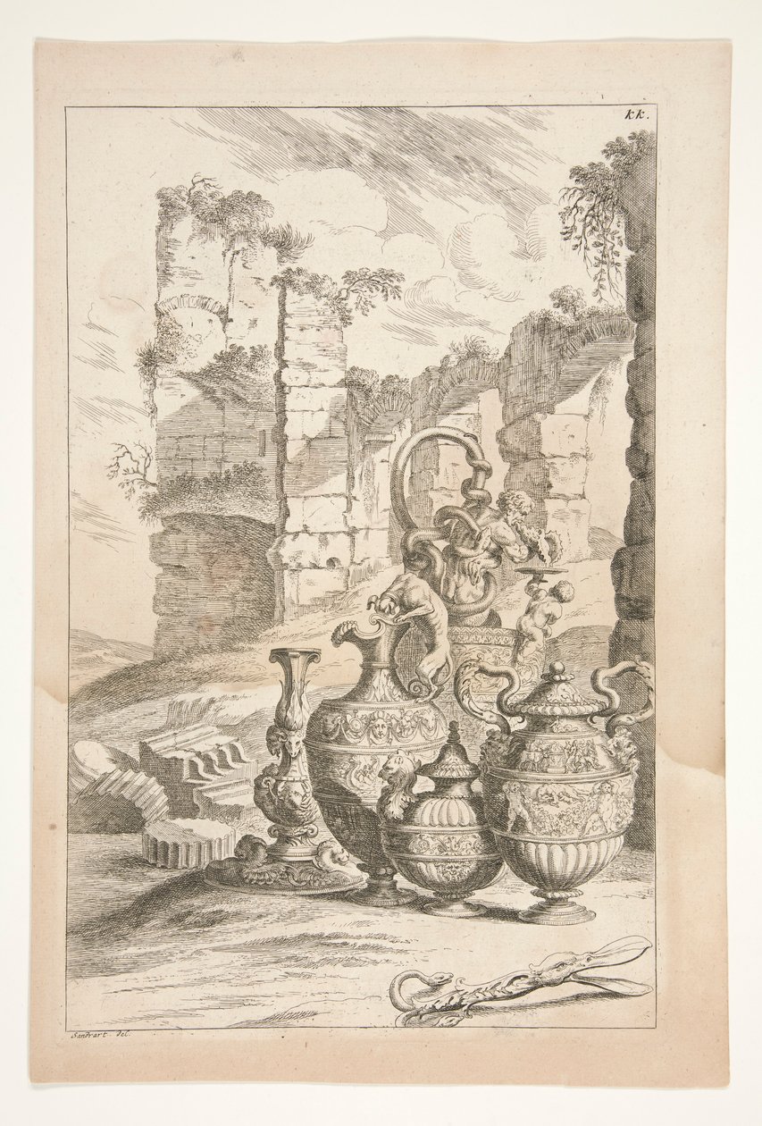 Ein Kerzenhalter und verzierte Krüge in einer Landschaft mit Ruinen, aus Sculpturae Veteris Admirata von Joachim von Sandrart