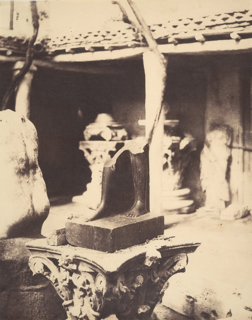 Fragment einer ägyptischen Statue im Museum von Cherchell, Algerien, 1856 von John Beasley Greene