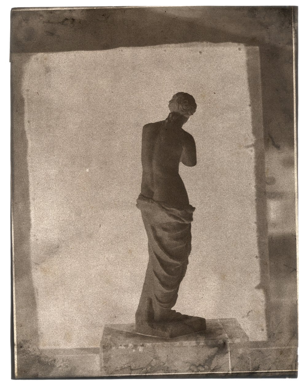 Ohne Titel [Stillleben mit einer Statuette der Venus von Milo], 1852-53 von John Beasley Greene