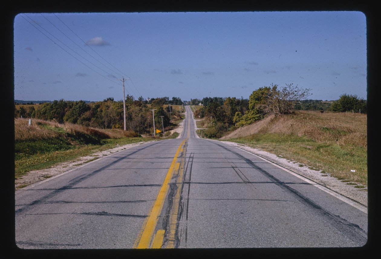 Highway 6, westlich von Adel, Iowa, USA von John Margolies