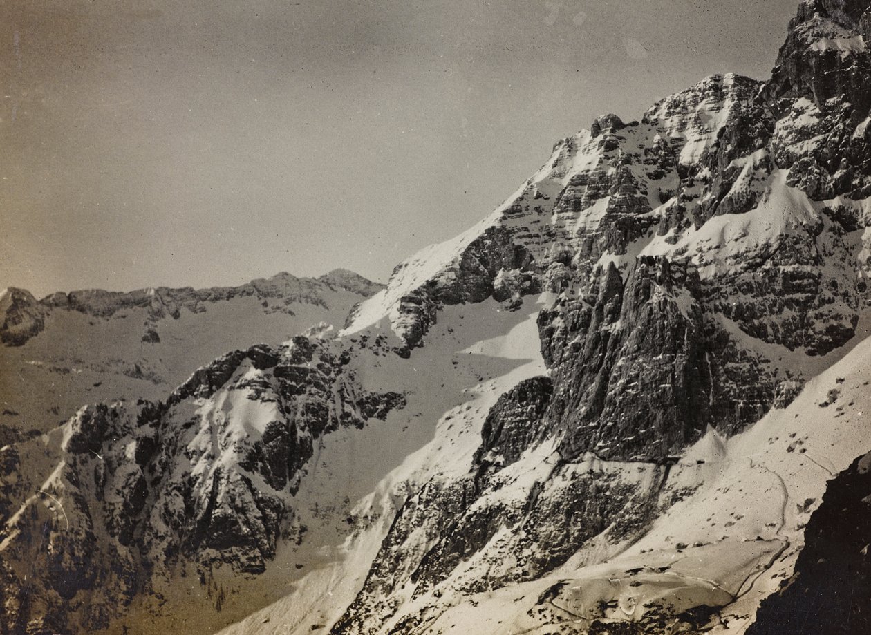Album "Meine Weltkriegs-Erinnerungen Südwestfront (Kärnten, Italien, Südtirol) 31/03/1915-12/11/1918 - Josef Zohles Wien": die Alpen (s/w Foto) von Josef Zohles