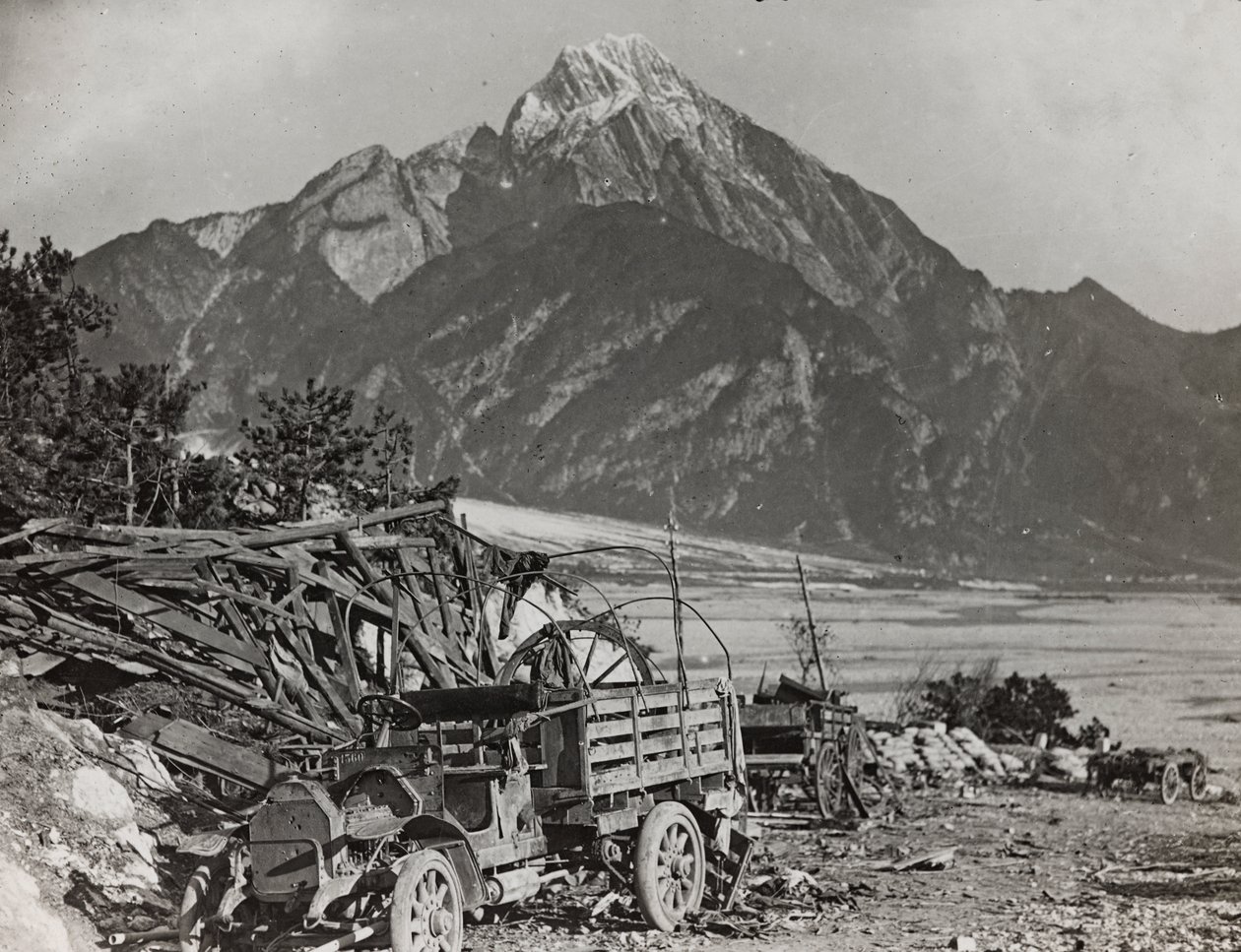Album "Meine Weltkriegs-Erinnerungen Südwestfront (Kärnten, Italien, Südtirol) 31/03/1915-12/11/1918 - Josef Zohles Wien": am Fluss Tagliamento von Josef Zohles