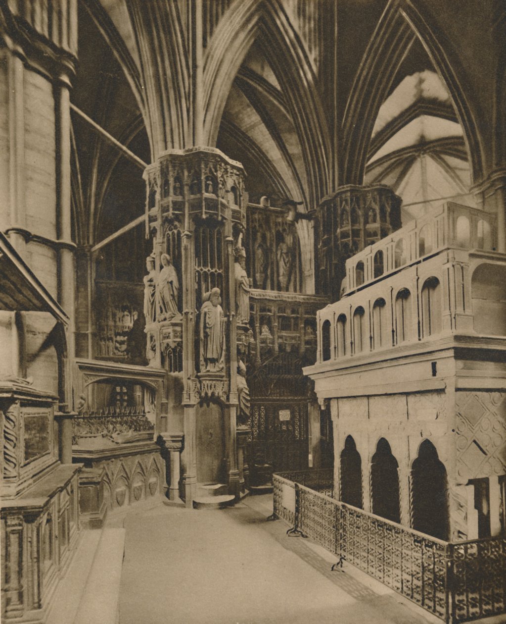 Das Heiligtum von Edward dem Bekenner hinter dem Hochaltar, ca. 1935 von King