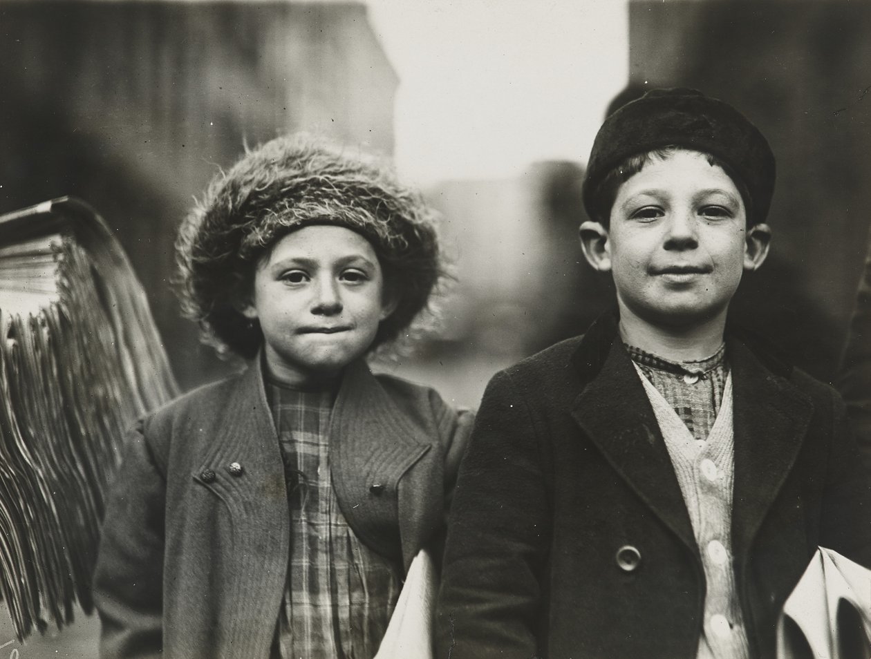 Zeitungsjungen, Newark, New Jersey, Dezember 1909 von Lewis Wickes Hine