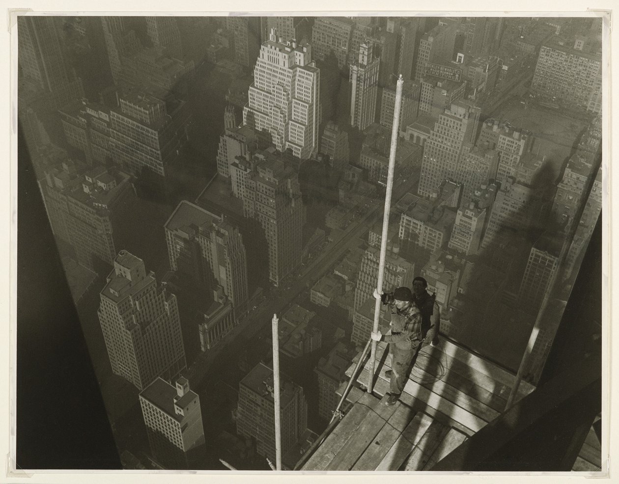 Mastaufstellung, Empire State Building, 1931 von Lewis Wickes Hine