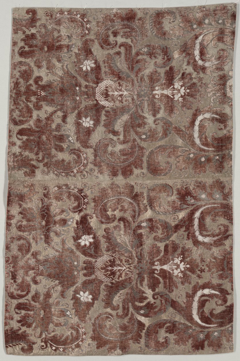 Zwei verbundene Paneele von "Fortuny Painted Velvet" von Mariano Fortuny y Madrazo