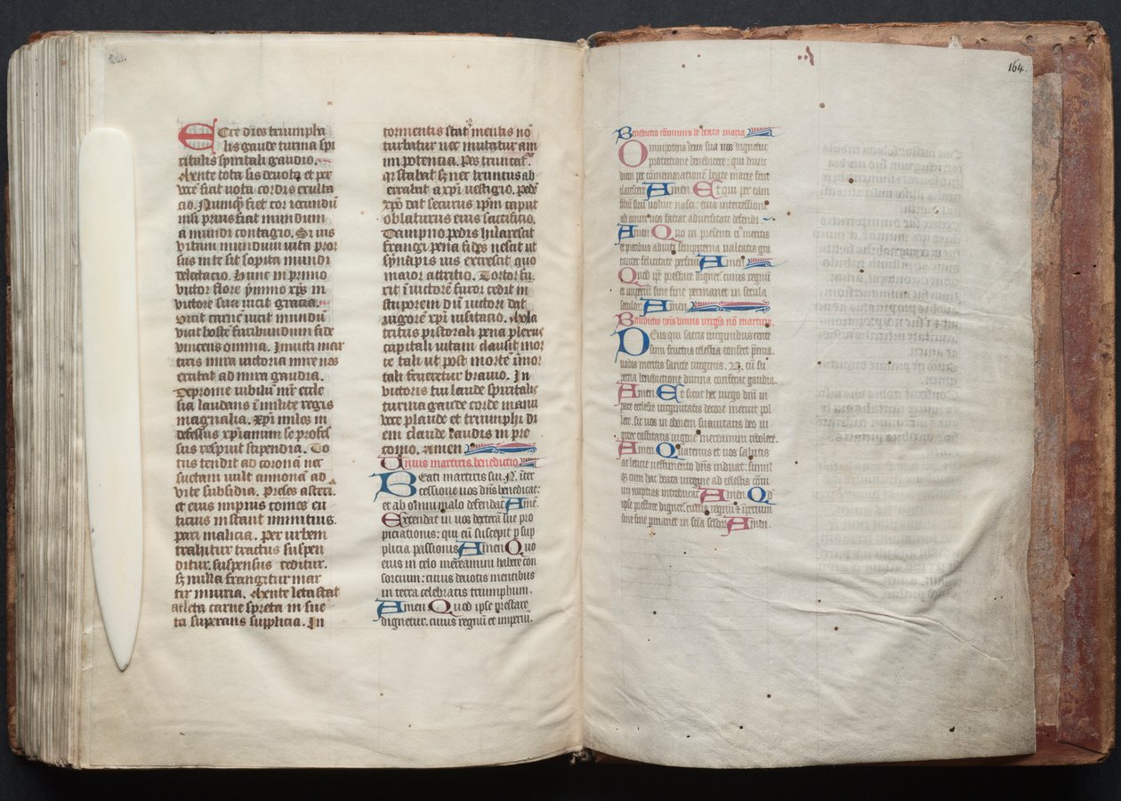 Das Gotha Missale: Fol. 163v, Text, ca. 1375 von Master of the Boqueteaux