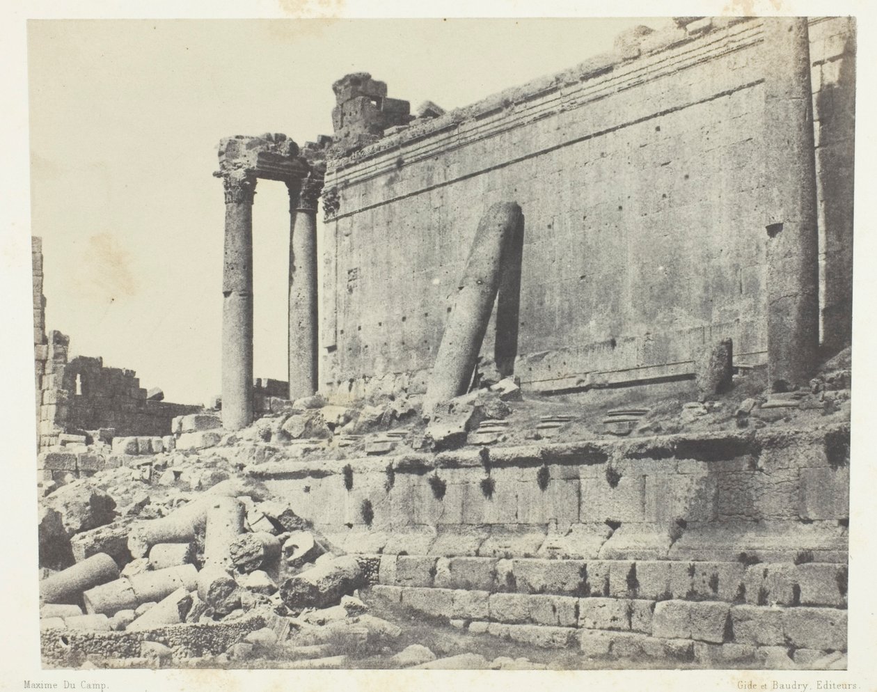 Baalbeck (Heliopolis), Tempel des Jupiter, Ostfassade; Syrien von Maxime Du Camp