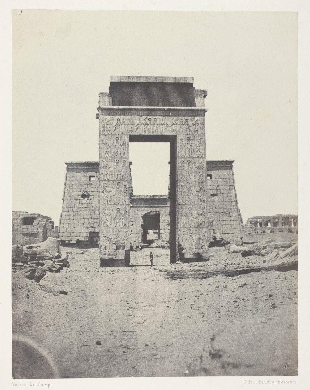 Karnak, Propylon des Tempels von Khons; Theben von Maxime Du Camp