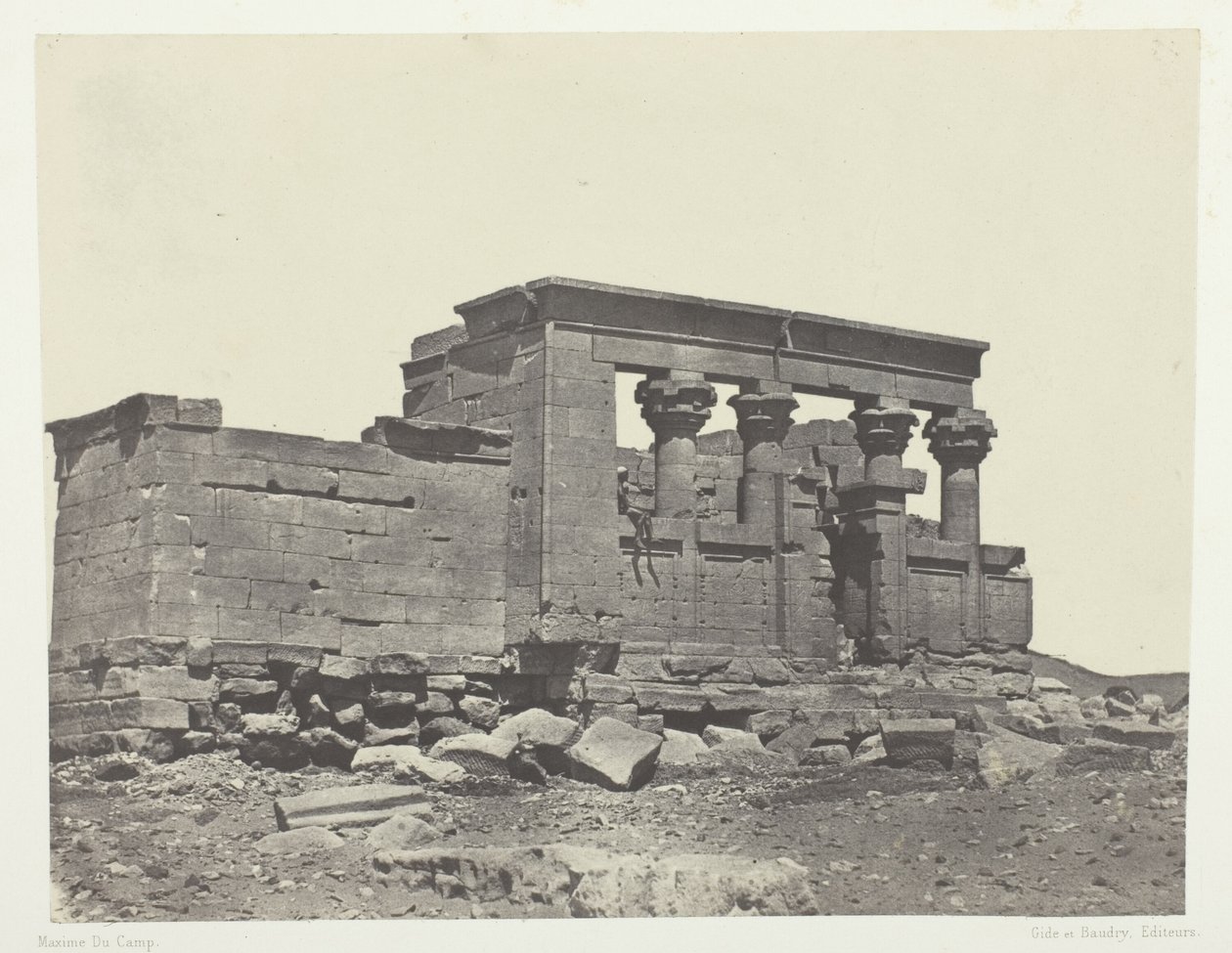 Tempel von Débôd, Parembole des Itinéraires von Antonin; Nubien, Platte 86 aus dem Album "Egypte, Nubie, Palestine et Syrie" (1852) von Maxime Du Camp