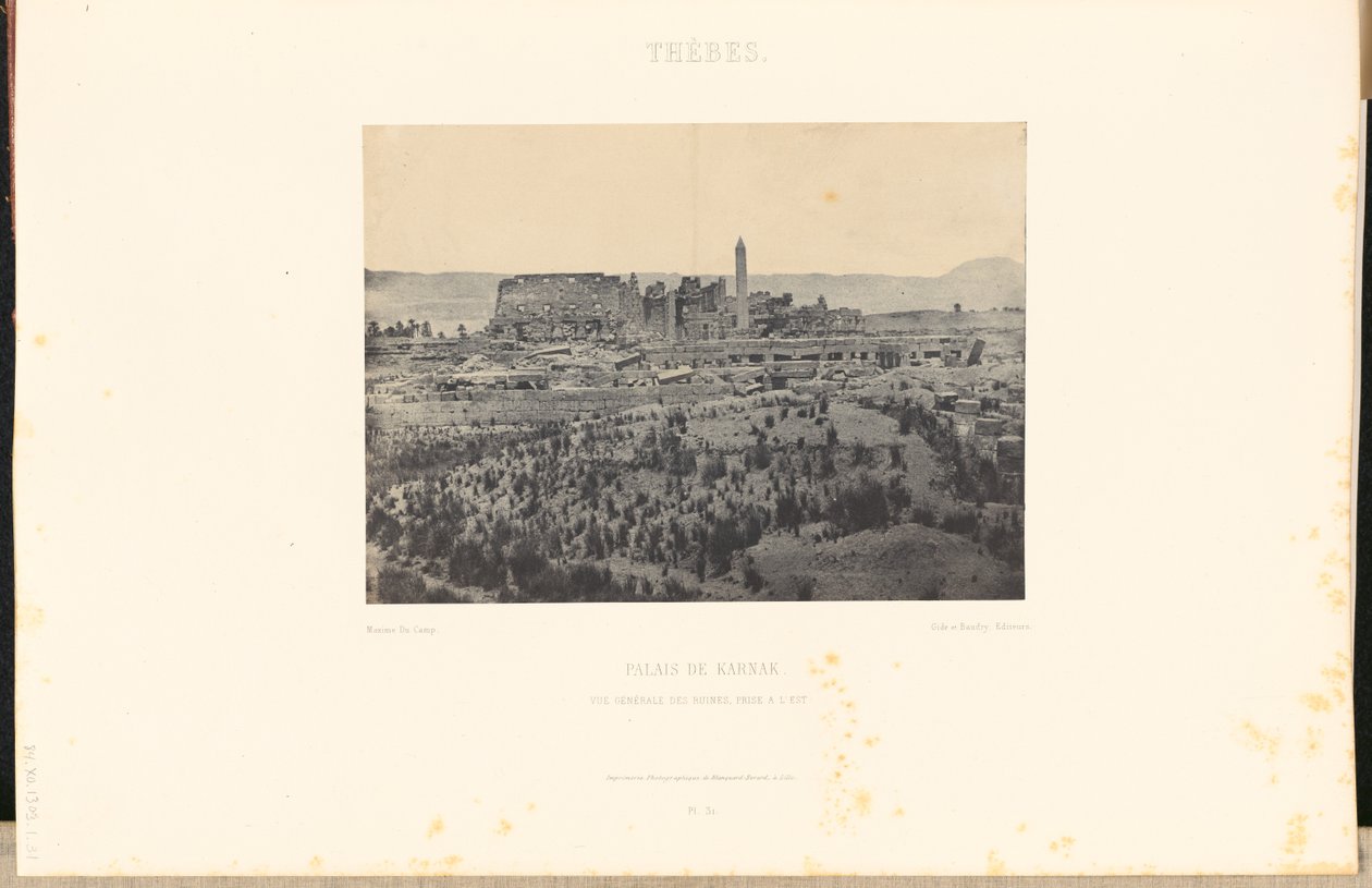 Theben. Palast von Karnak. Gesamtansicht der Ruinen, von Osten aufgenommen. von Maxime Du Camp