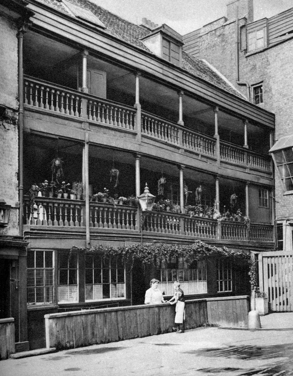 The George, Gasthaus aus dem 17. Jahrhundert, Southwark, London von McLeish