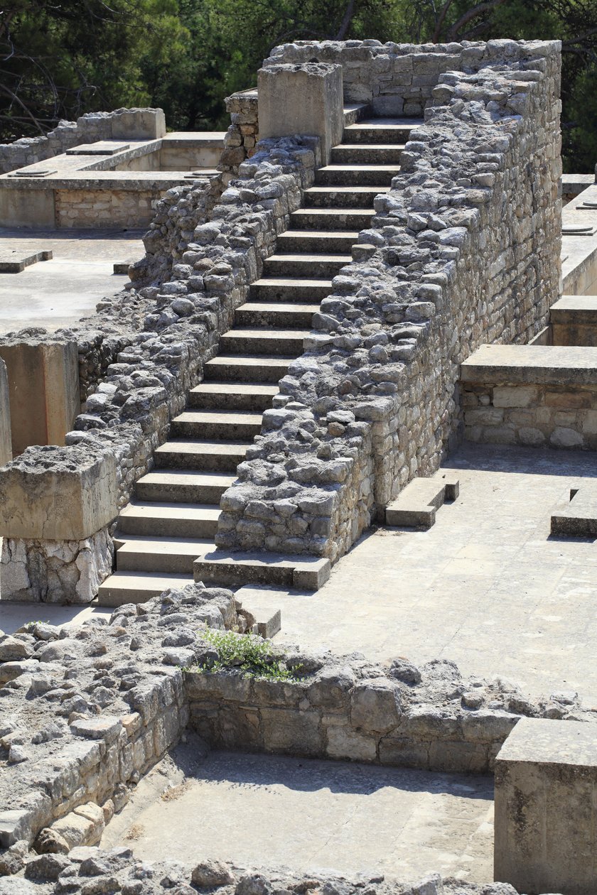 Östlicher Teil des Palastes des Königs Minos in Knossos zwischen dem Megaron der Königin und dem zentralen Hof. Kreta. 1600-1450 v. Chr. von Minoan